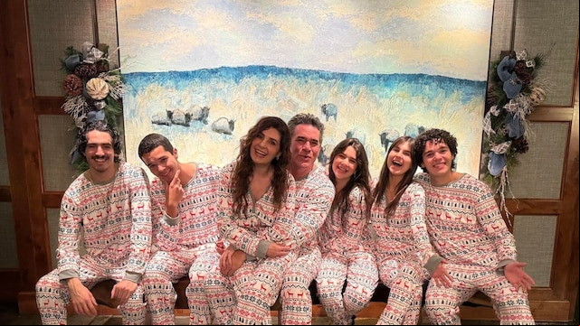 Eduardo Santamarina, Mayrín Villanueva y su familia.