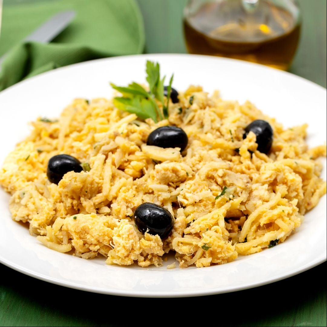 El truco del cocinero portugués José Avillez para un ‘Bacalao a bras’ delicioso