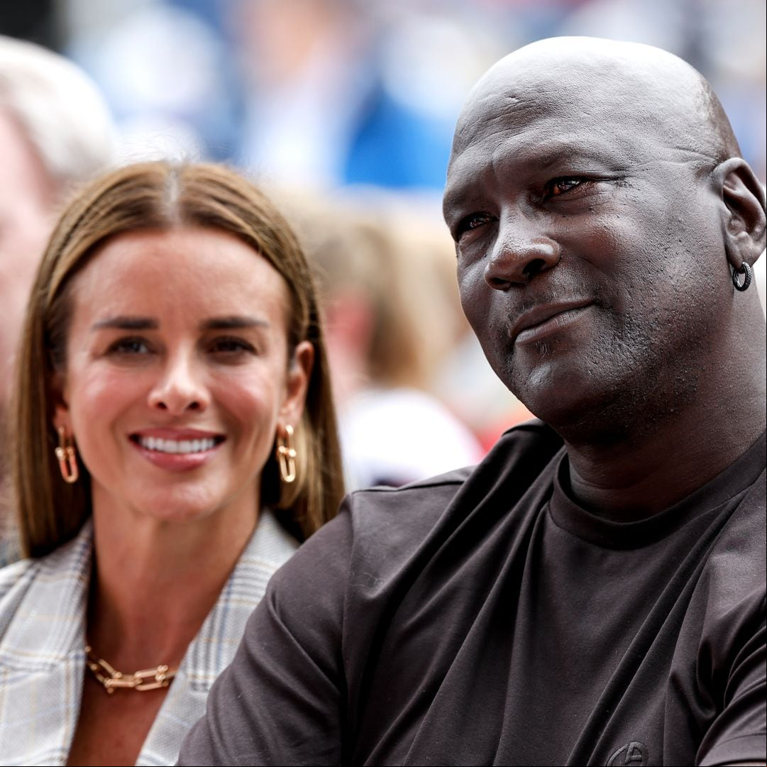 Michael Jordan and Yvette Prieto take their twin daughters on a luxurious summer vacation [PHOTOS]